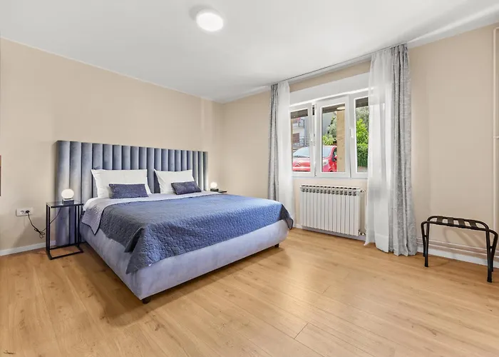 شقة Four Waves New بولا